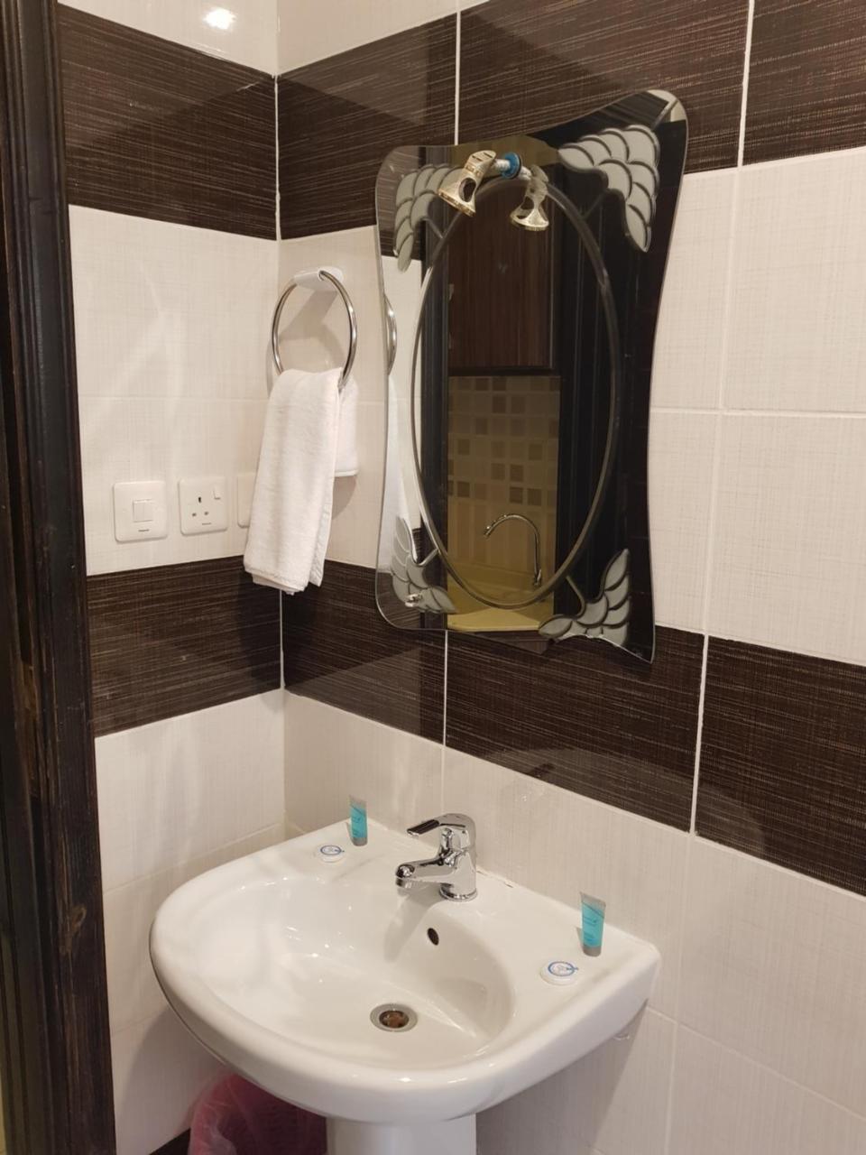 الحماد للشقق الفندقية - فرع قريش Jeddah Ngoại thất bức ảnh